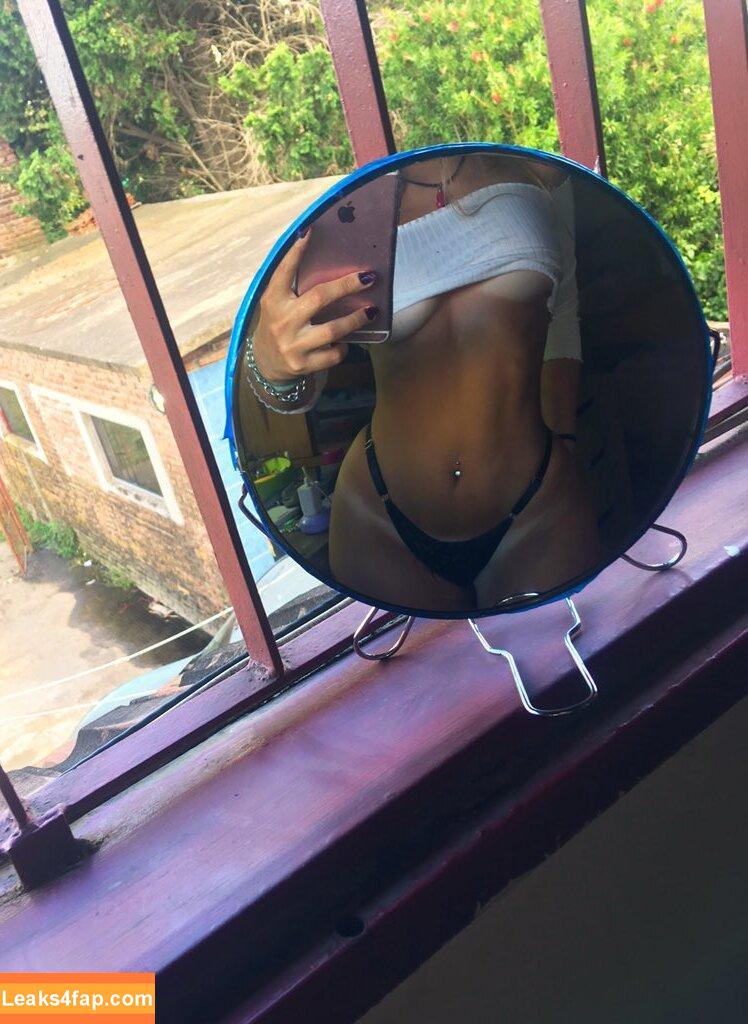 Mica Giammaria / micagiammaria / miicaelaokk слитое фото фото #0235