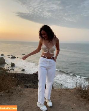 Micaela Caballero photo #0039