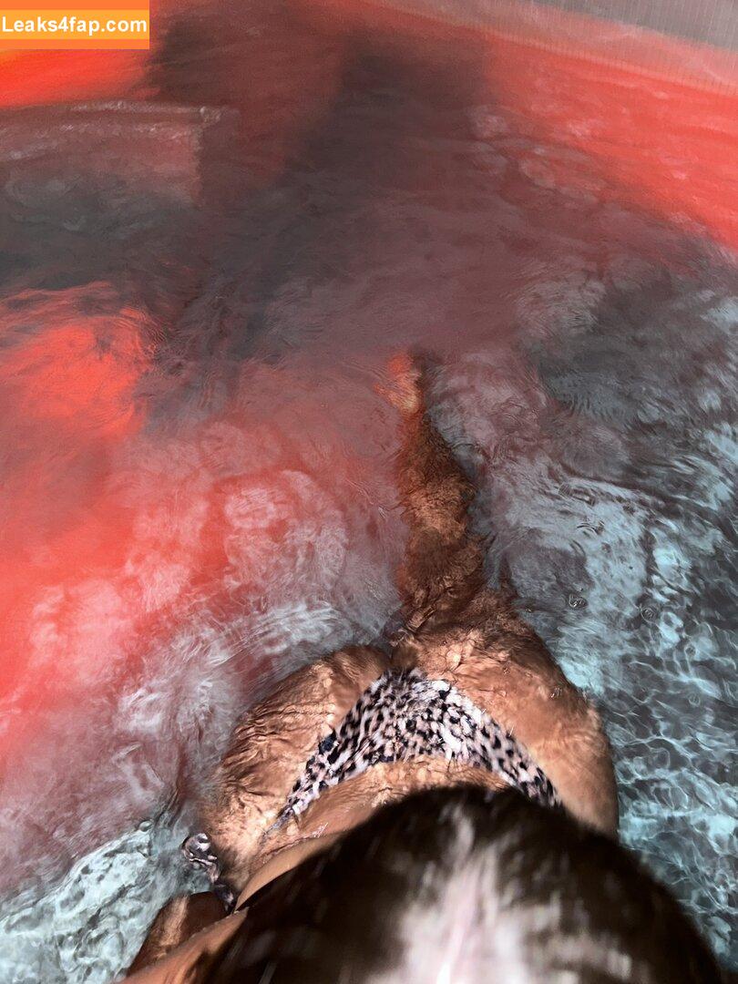 micaelapinela /  leaked photo photo #0003