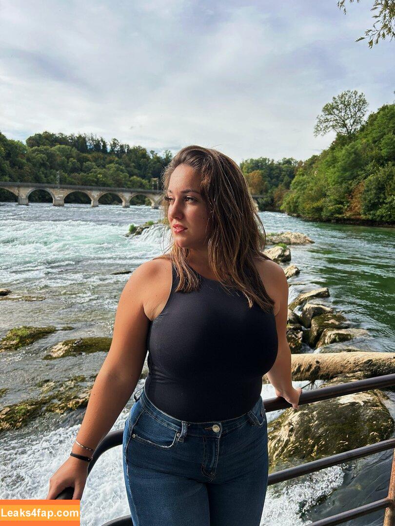 micaelapinela /  leaked photo photo #0008