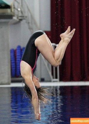 Michaela Strachan Swimming photo #0013