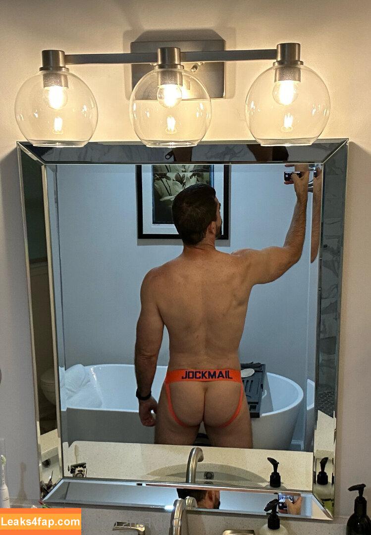 michaeltoad / iammiketodd leaked photo photo #0095