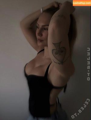 Michelle Czaja photo #0207