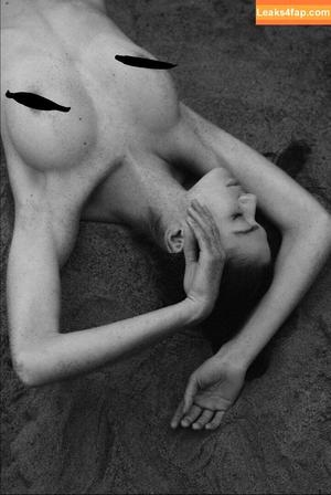 Michelle Ellyse Schlaman photo #0123