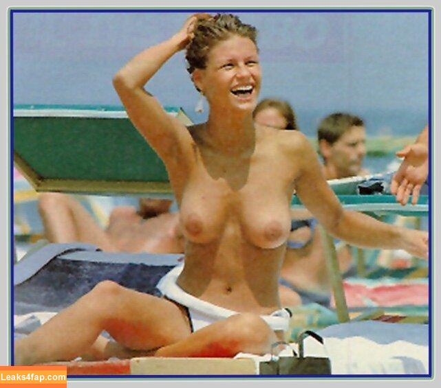 Michelle Hunziker / m_hunziker / therealhunzigram leaked photo photo #0002