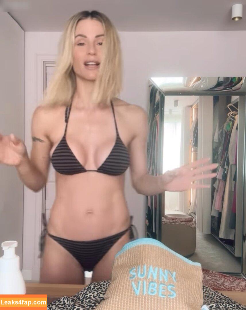 Michelle Hunziker / m_hunziker / therealhunzigram leaked photo photo #0121