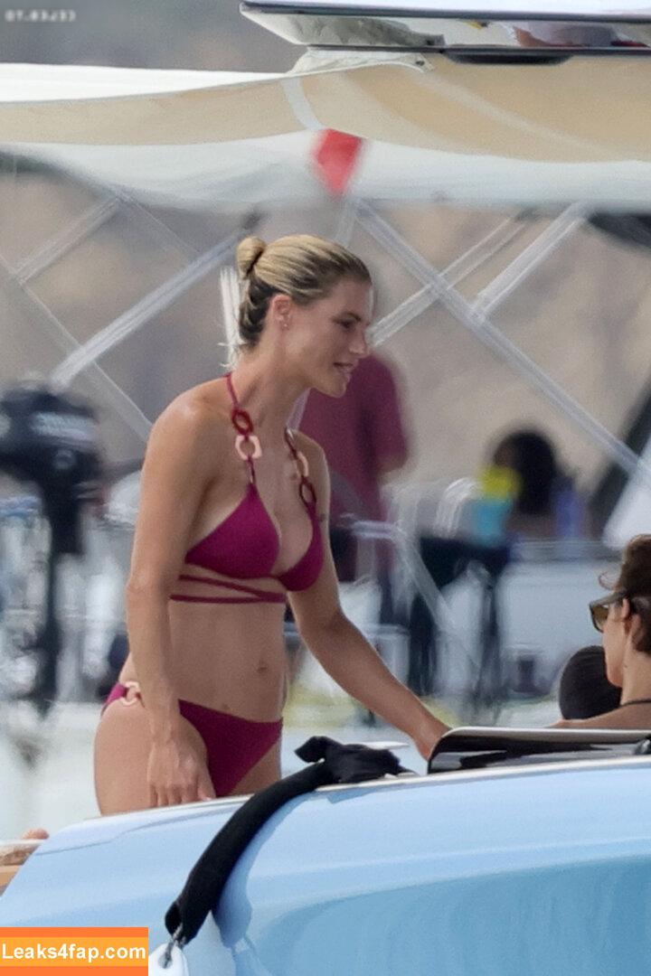 Michelle Hunziker / m_hunziker / therealhunzigram leaked photo photo #0153
