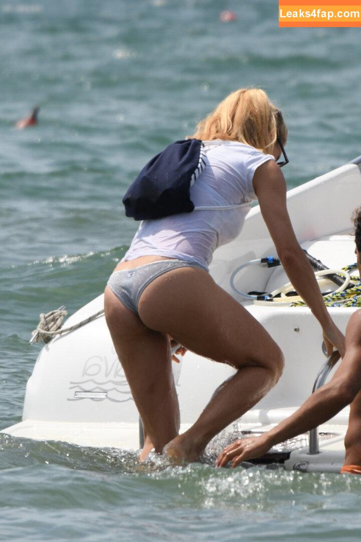 Michelle Hunziker / m_hunziker / therealhunzigram leaked photo photo #0406