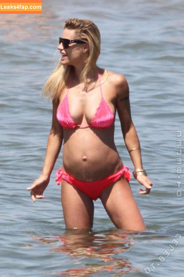 Michelle Hunziker / https: / m_hunziker / therealhunzigram leaked photo photo #0666