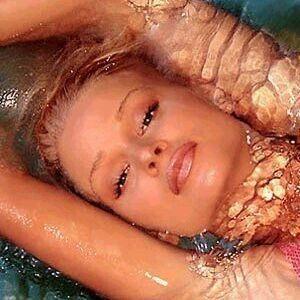 Michelle Hunziker photo #0003