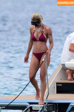 Michelle Hunziker photo #0167