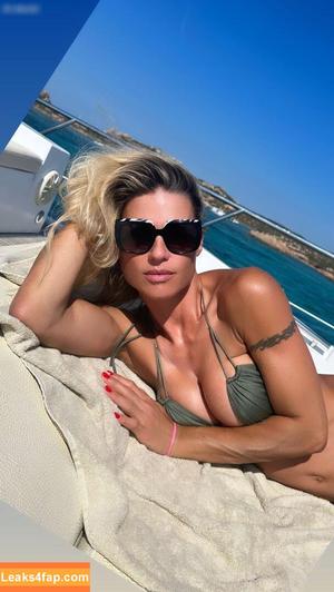 Michelle Hunziker фото #0561