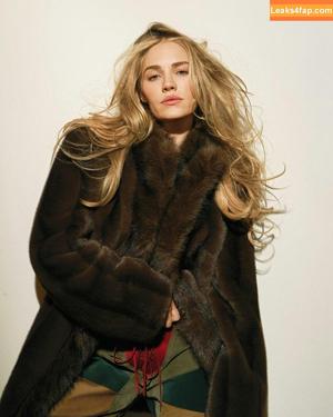 Michelle Randolph photo #0103