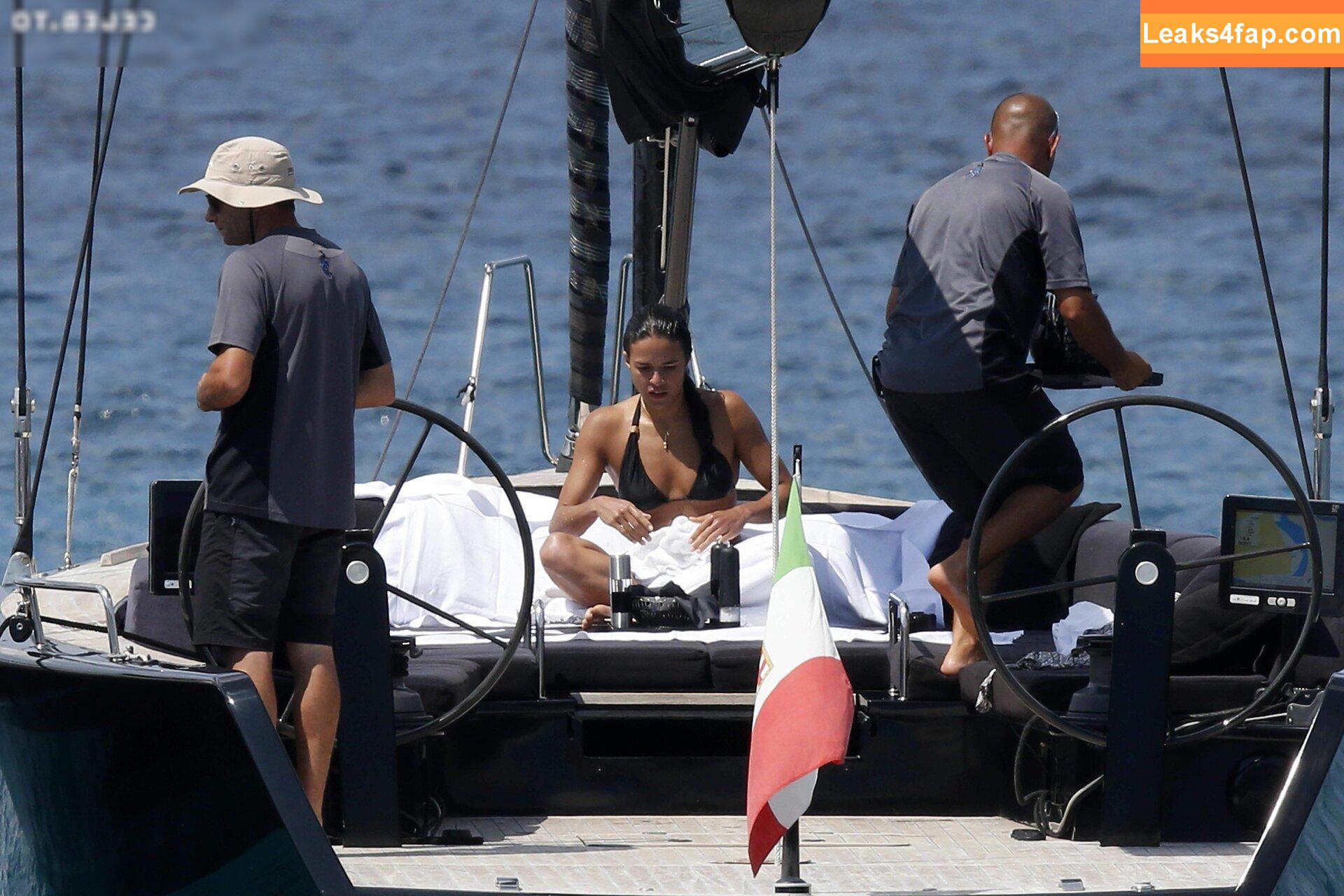 Michelle Rodríguez / MRodOfficial leaked photo photo #0010