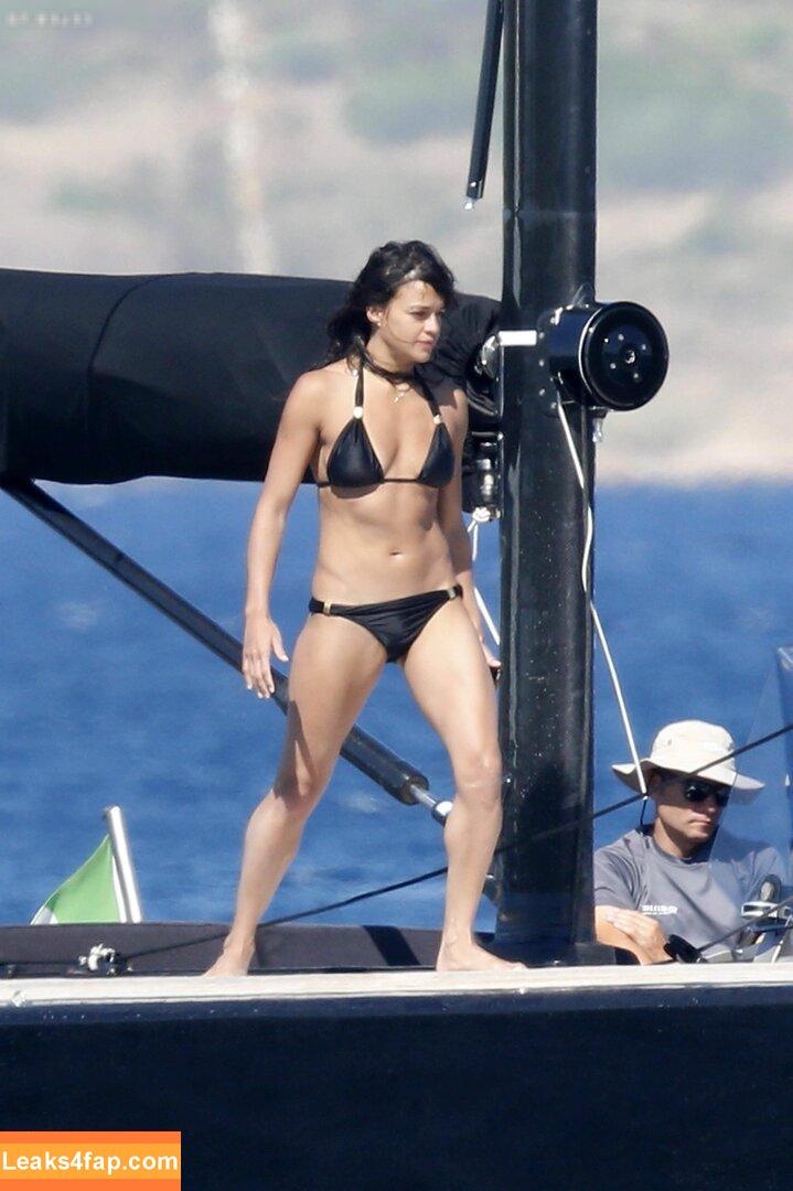 Michelle Rodríguez / MRodOfficial leaked photo photo #0017