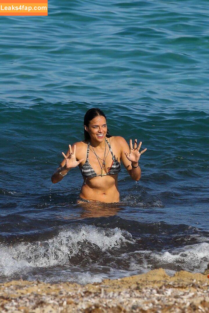 Michelle Rodríguez / MRodOfficial leaked photo photo #0263