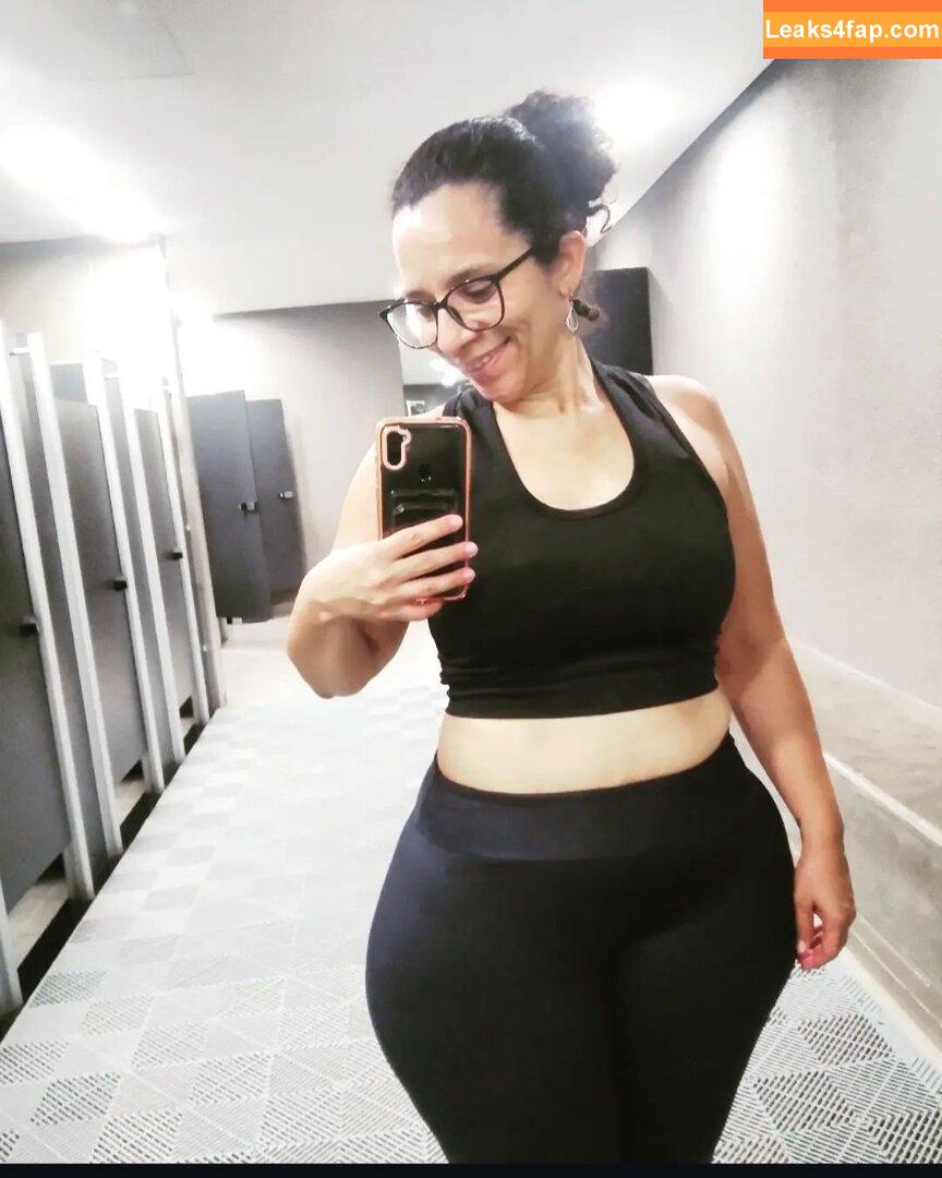 Michelle Santos /  leaked photo photo #0002