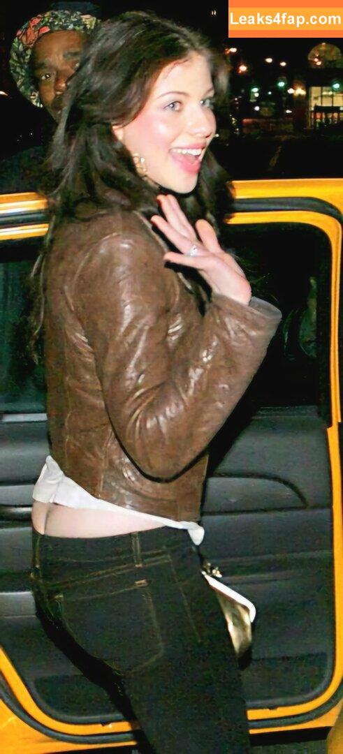 Michelle Trachtenberg / michelletrachtenberg leaked photo photo #0166