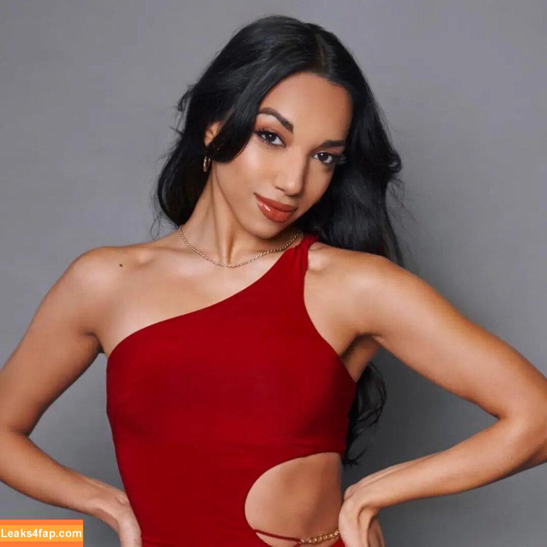 Michelle Tsiakkas / michelle_tsiak leaked photo photo #0007