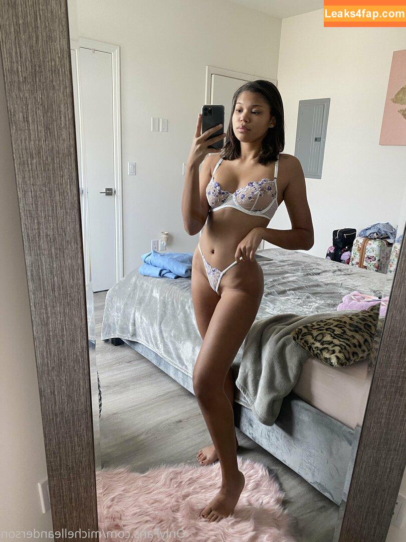 michelleanderson / micander20211 leaked photo photo #0002