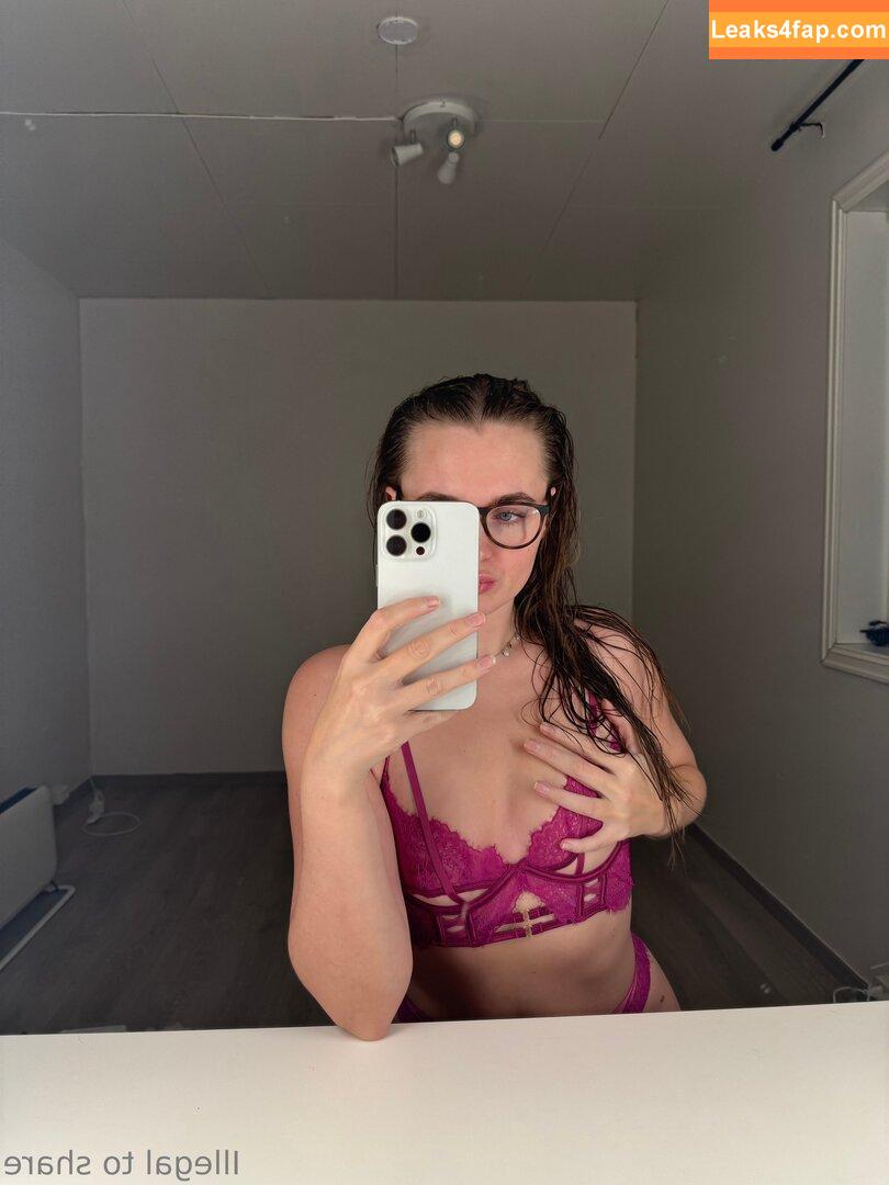 michellehaugee /  leaked photo photo #0087