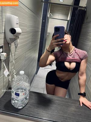 michellellamascorona photo #0101