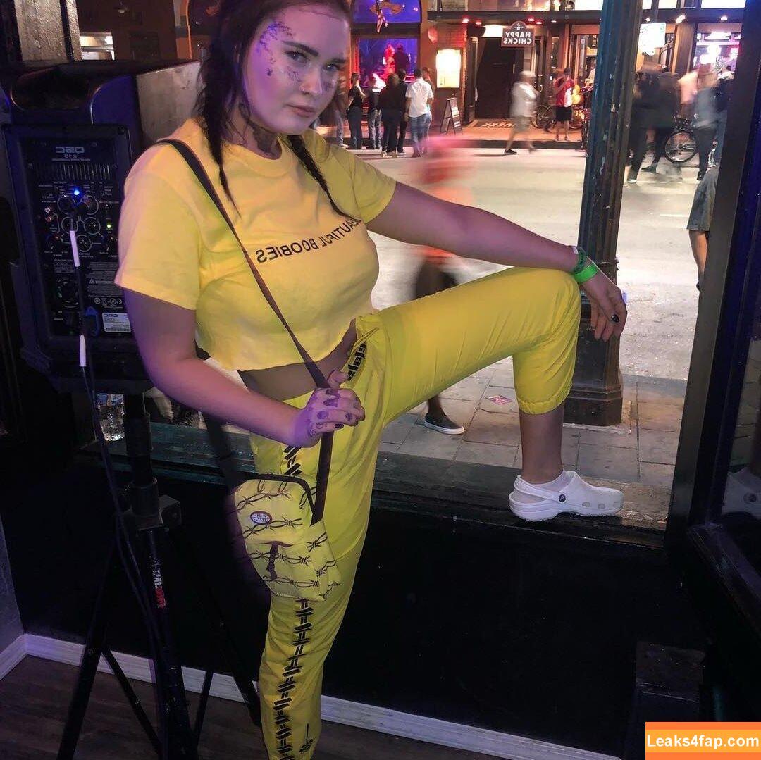 Michelleyroo / michelleyroo2 leaked photo photo #0076