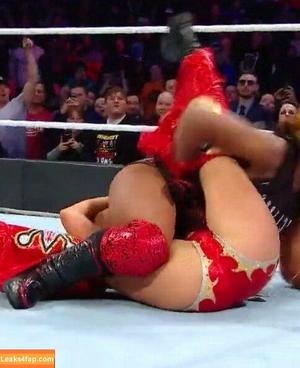 Mickie James фото #0210
