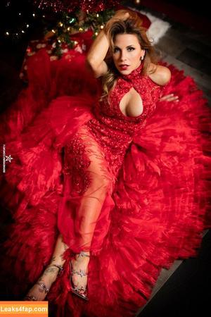 Mickie James фото #0214