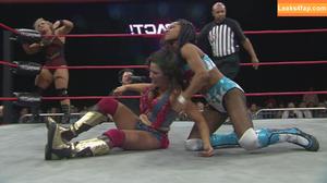 Mickie James фото #0227