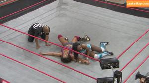 Mickie James фото #0229