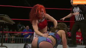 Mickie James фото #0440