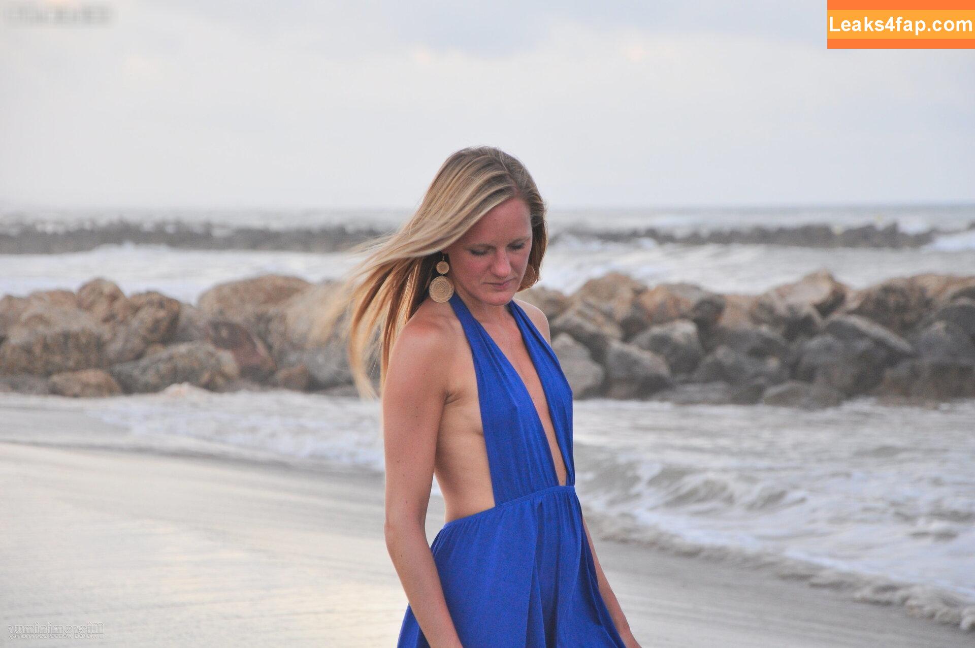 Microminimus & Wicked Weasel Models /  leaked photo photo #0734