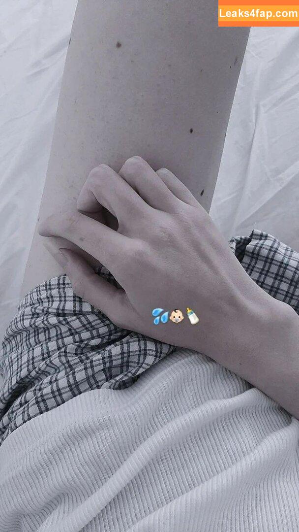 miffystella / luna.natic / user leaked photo photo #0005