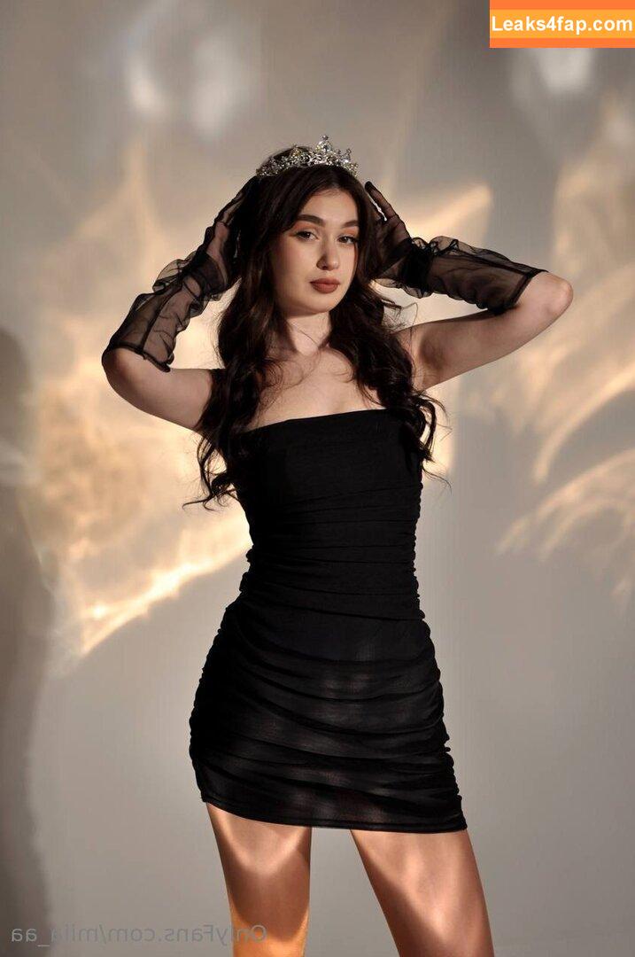 miia_aa / miiaaa._ leaked photo photo #0005