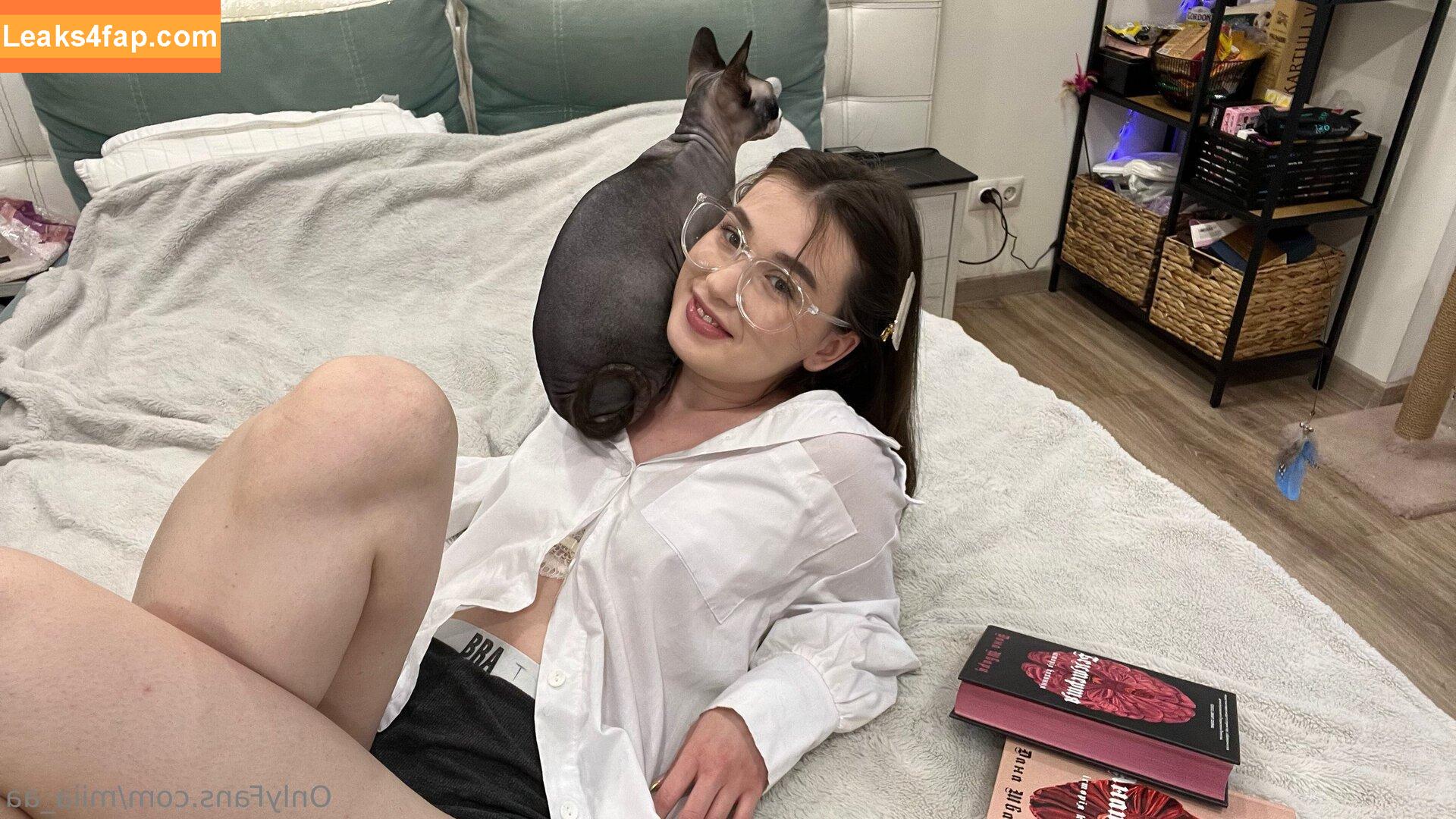 miia_aa / miiaaa._ leaked photo photo #0007