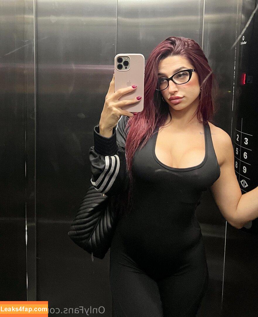 miiki.xx / mikiistar_xo leaked photo photo #0008