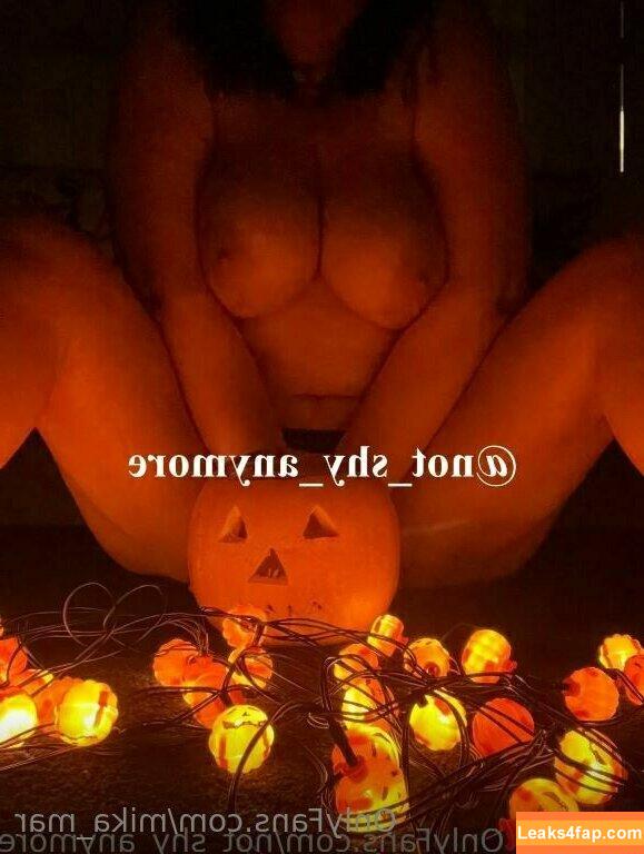 mika_mar / 9183mika leaked photo photo #0015