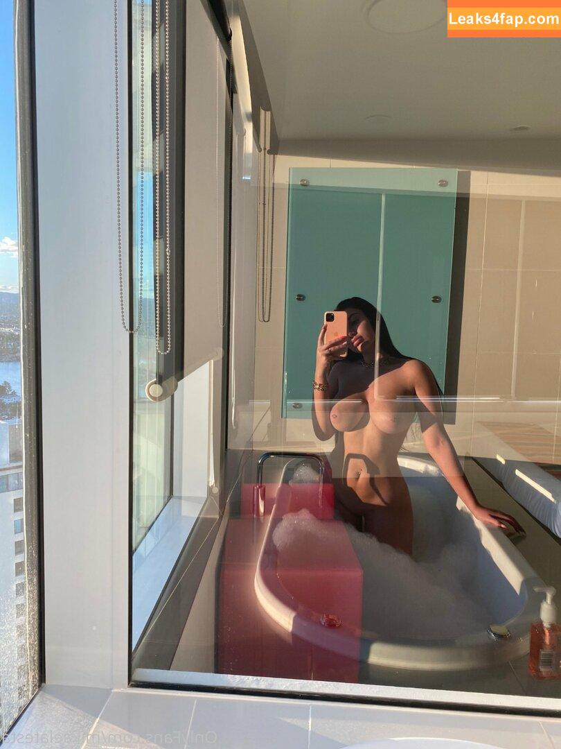 mikaelatesta / https: leaked photo photo #0080