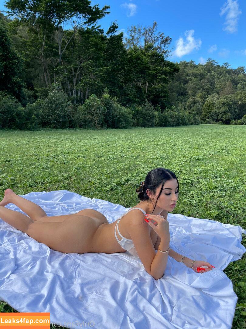 mikaelatesta / https: leaked photo photo #0153
