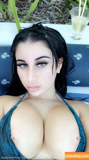 mikaelatesta photo #0053