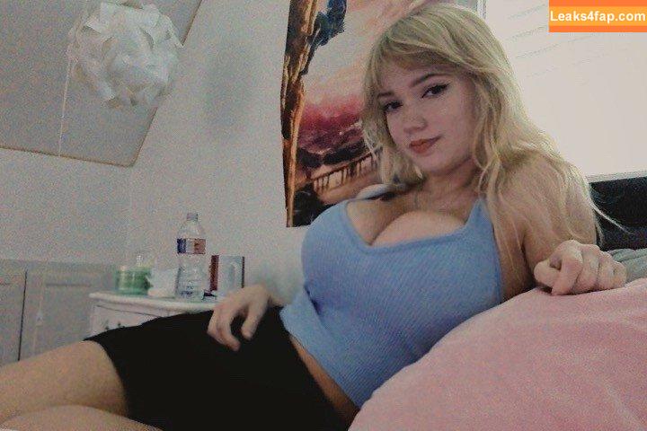 Mikahhlynn / Mikah / Myekuh / mikahlyynn leaked photo photo #0449
