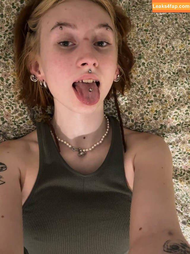 Mikaww слитое фото фото #0097