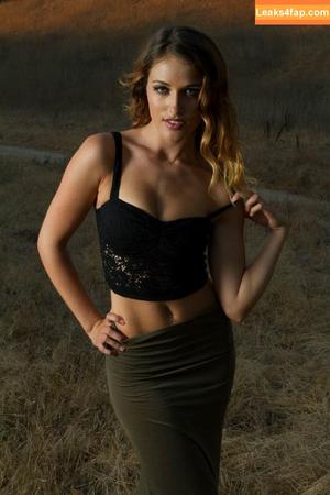 Mikayla Carr фото #0002