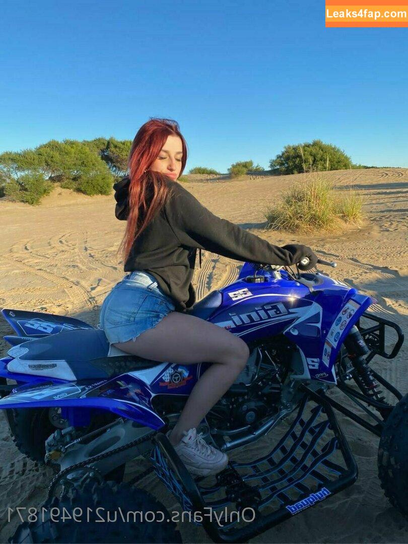 mikii.xx / mikiistar_xo leaked photo photo #0013