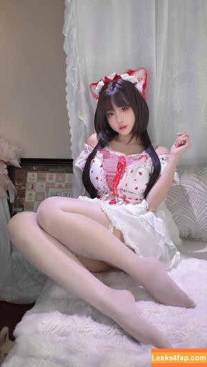 Mikomikoww photo #0374