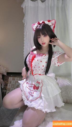 Mikomikoww photo #0376