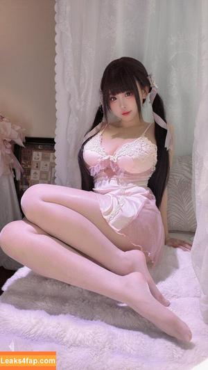 Mikomikoww photo #0426