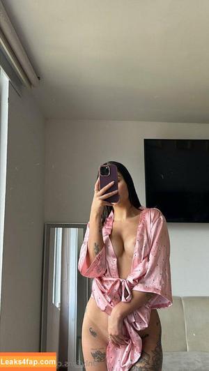 Mila Bernal photo #0098