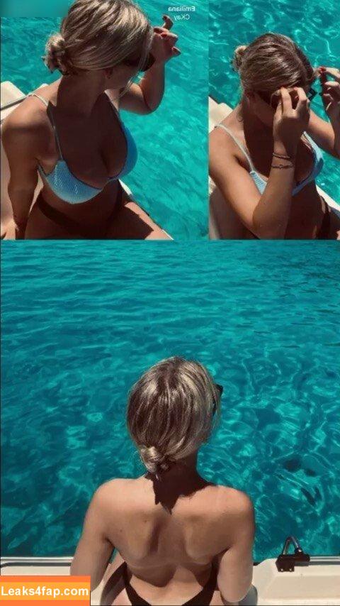 Mila_kmp /  leaked photo photo #0040
